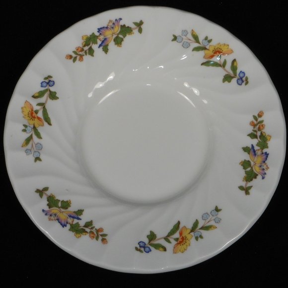 2 small tea cups saucers. Aynsley UK Cottage Garden, fine bone china - Picture 2 of 5